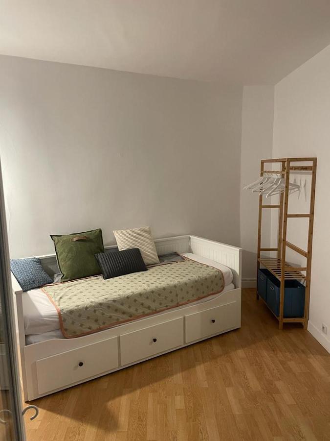 Appartement A Париж Экстерьер фото