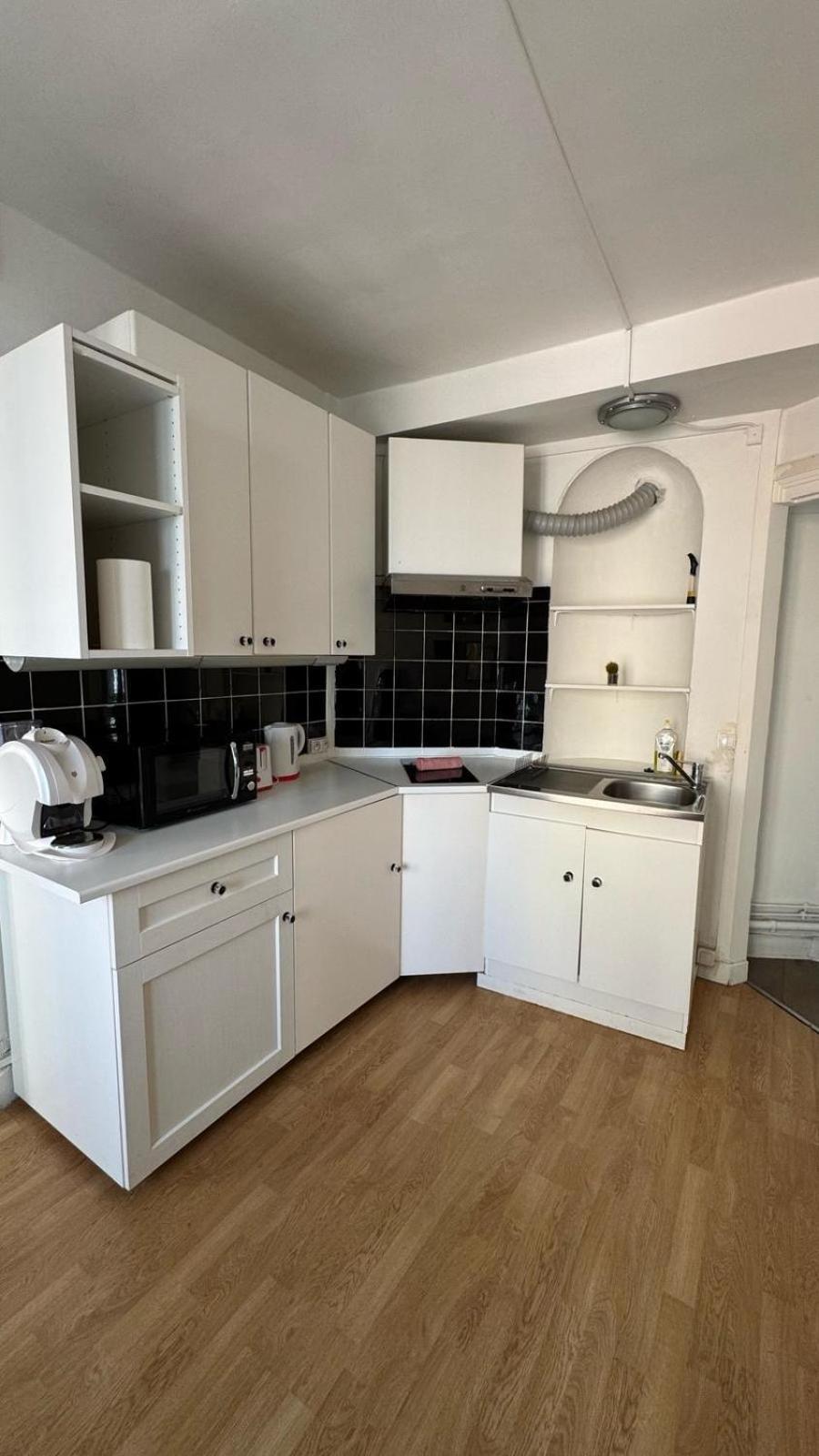 Appartement A Париж Экстерьер фото